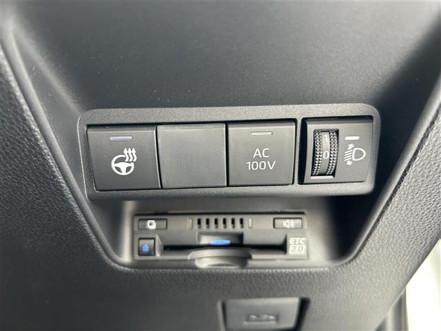 Toyota AQUA 2023 8588168-12