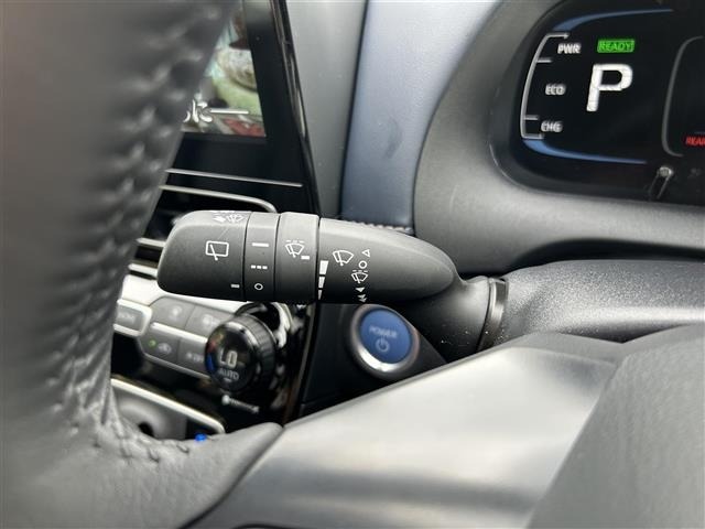 Toyota AQUA 2023 8588168-19