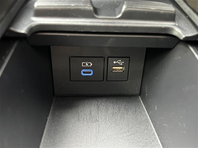Toyota AQUA 2023 8588168-22