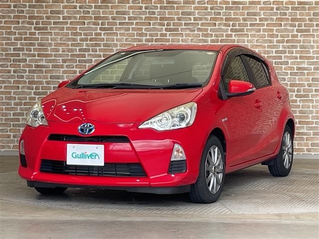 Toyota AQUA 2014 8588178-2