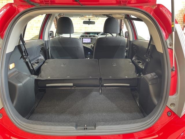 Toyota AQUA 2014 8588178-20