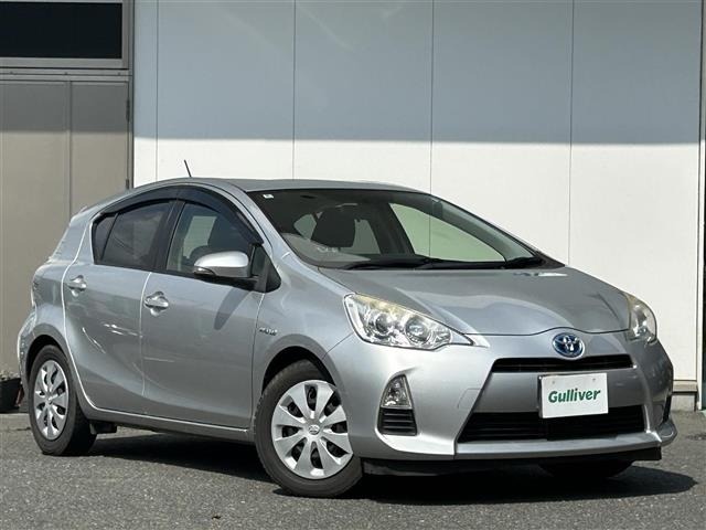 Toyota AQUA 2012 8588199-0