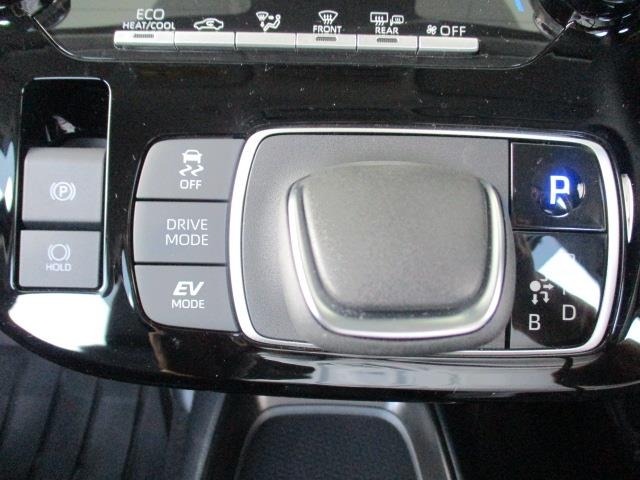 Toyota AQUA 2026 8588221-20