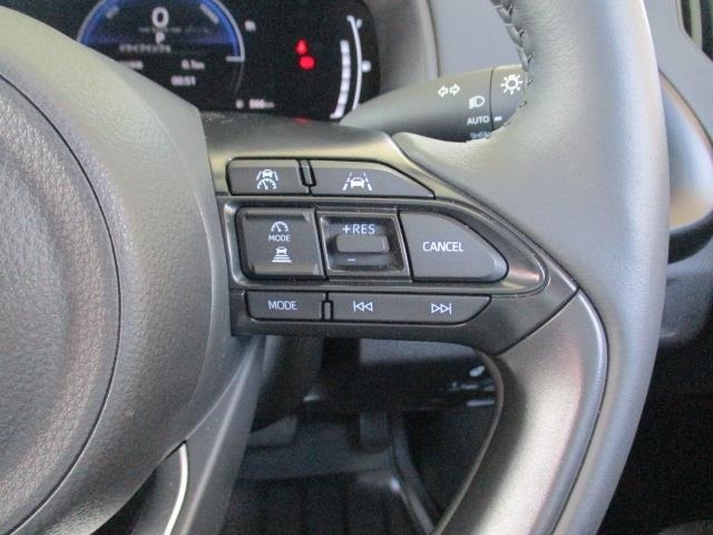 Toyota AQUA 2026 8588221-4