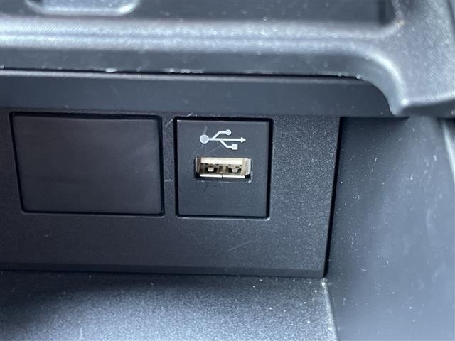 Toyota AQUA 2021 8588222-2