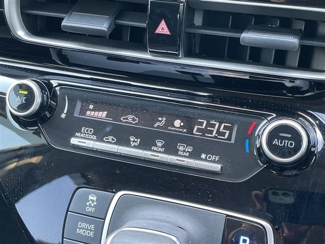 Toyota AQUA 2021 8588222-22