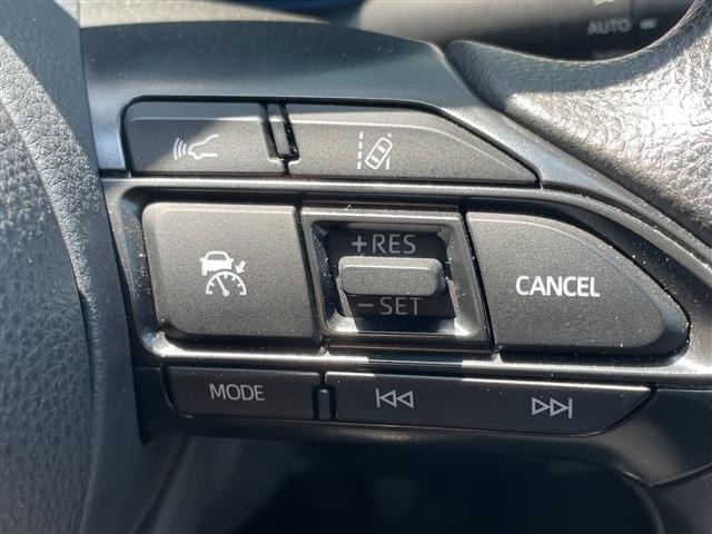 Toyota AQUA 2023 8588223-18