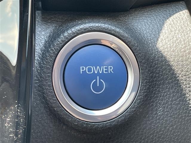 Toyota AQUA 2023 8588223-2
