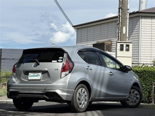 Toyota AQUA 2016 8588227-1