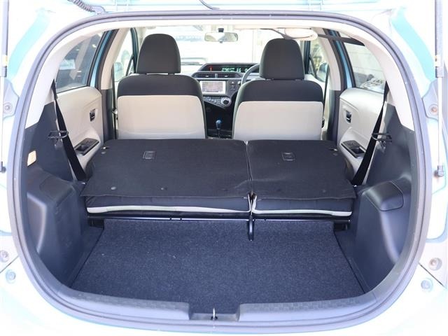 Toyota AQUA 2013 8588246-12