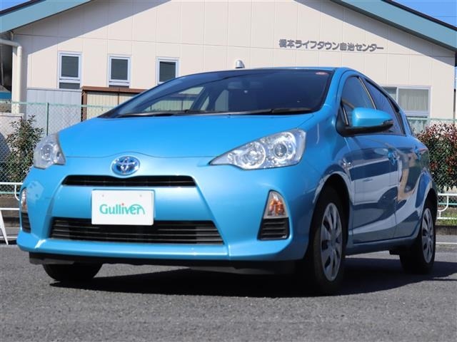 Toyota AQUA 2013 8588246-15