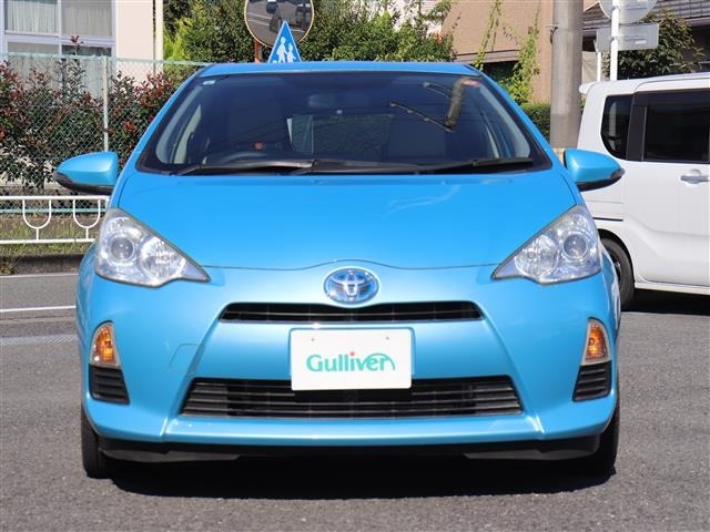 Toyota AQUA 2013 8588246-17