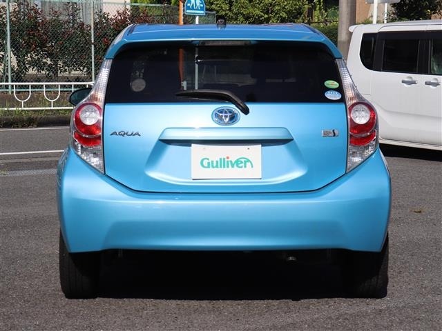 Toyota AQUA 2013 8588246-18