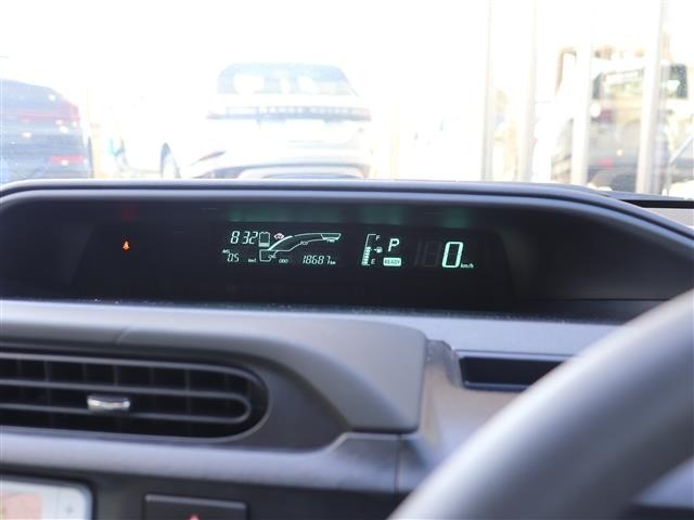 Toyota AQUA 2013 8588246-2