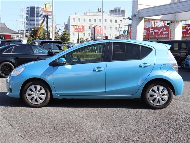 Toyota AQUA 2013 8588246-21