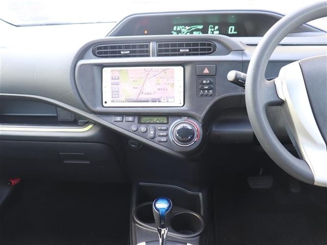Toyota AQUA 2013 8588246-6