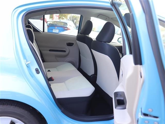 Toyota AQUA 2013 8588246-7