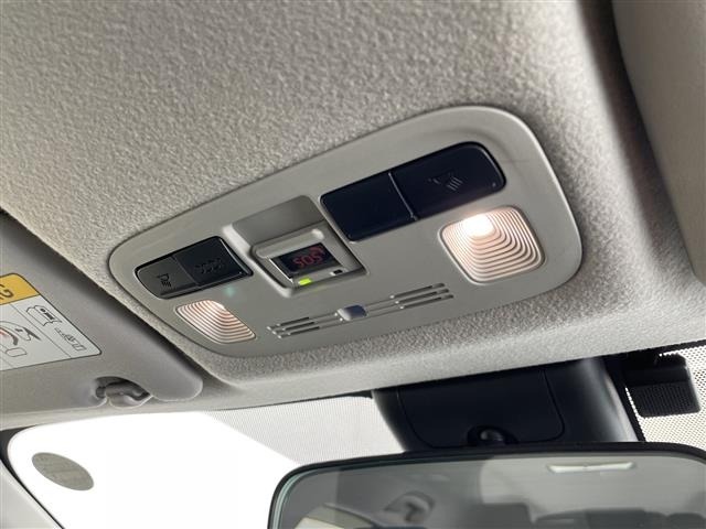 Toyota AQUA 2021 8588255-12