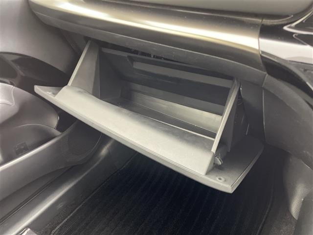 Toyota AQUA 2021 8588255-2