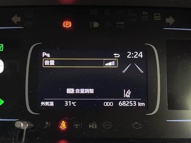 Toyota AQUA 2021 8588255-9
