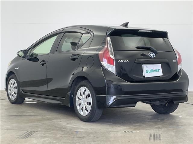 Toyota AQUA 2013 8588260-13