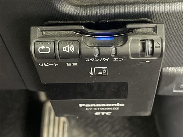 Toyota AQUA 2013 8588260-18