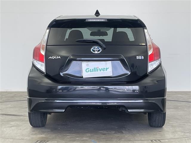 Toyota AQUA 2013 8588260-2
