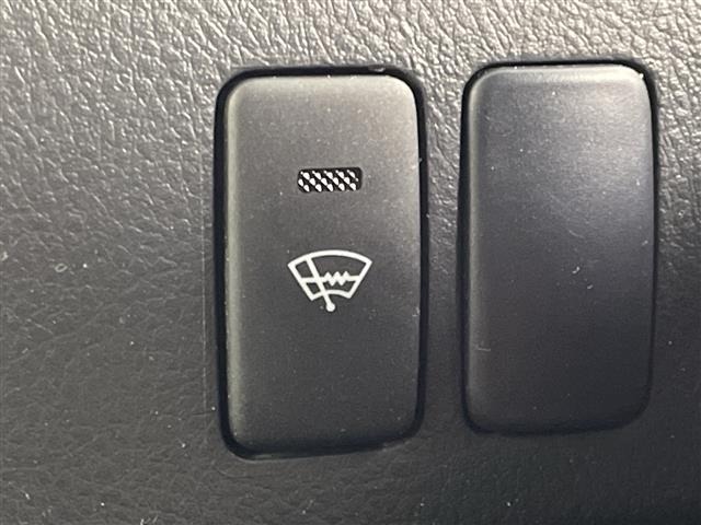 Toyota BB 2014 8594008-9