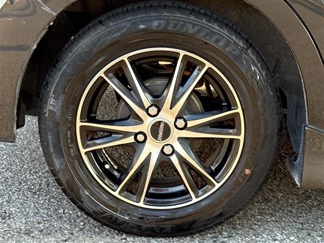 Toyota BB 2010 8594009-13