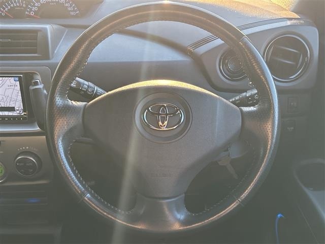 Toyota BB 2010 8594009-16
