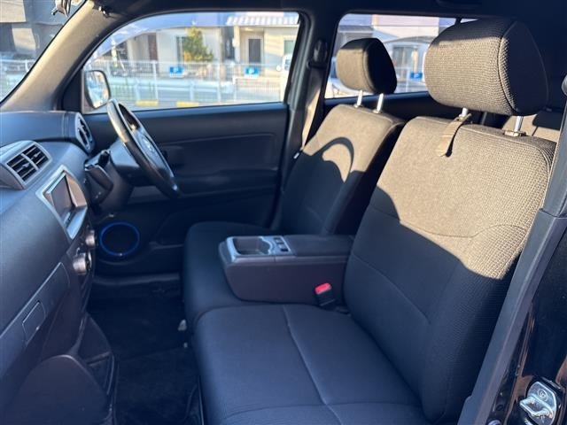 Toyota BB 2010 8594009-5