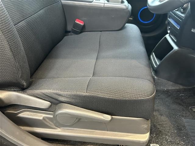 Toyota BB 2012 8594010-5