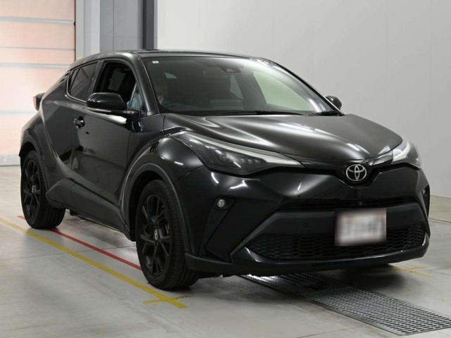 Toyota C-HR 2021 8592594-5