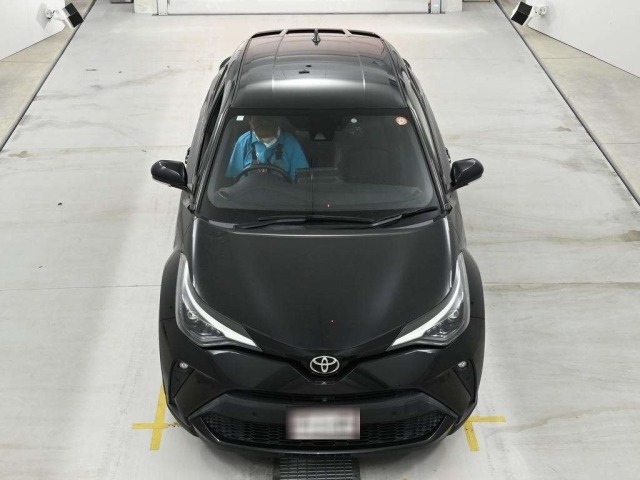 Toyota C-HR 2021 8592594-7