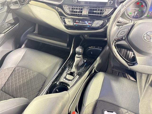 Toyota C-HR 2021 8592895-11
