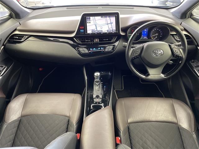 Toyota C-HR 2018 8592905-14