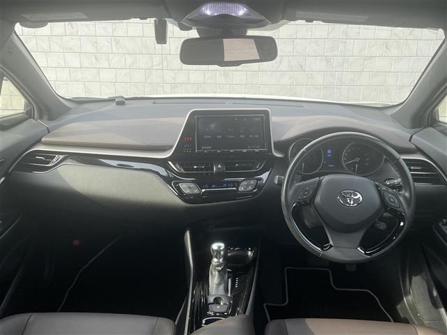 Toyota C-HR 2018 8592997-14