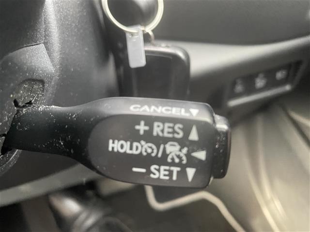 Toyota C-HR 2018 8592997-5