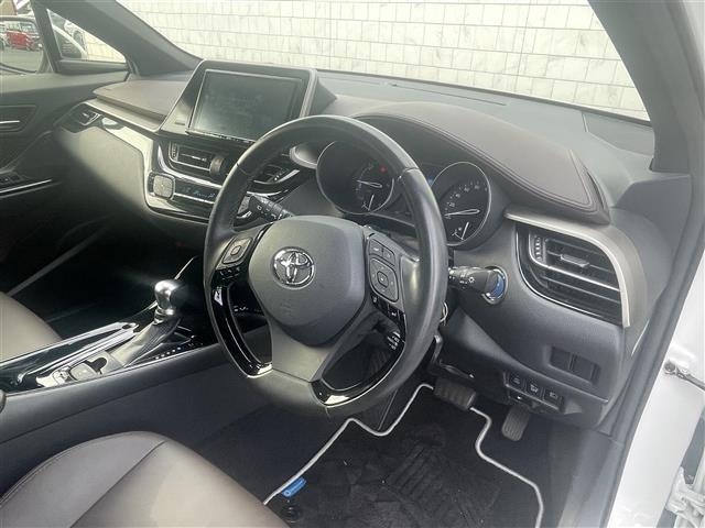 Toyota C-HR 2018 8592997-8