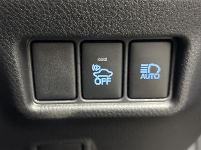 Toyota C-HR 2018 8593069-1