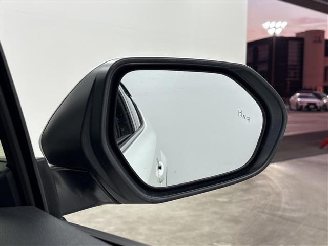 Toyota C-HR 2018 8593069-2