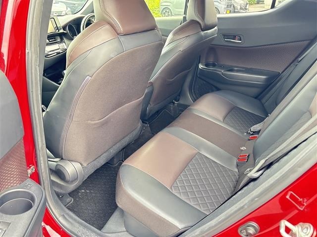 Toyota C-HR 2019 8593073-10