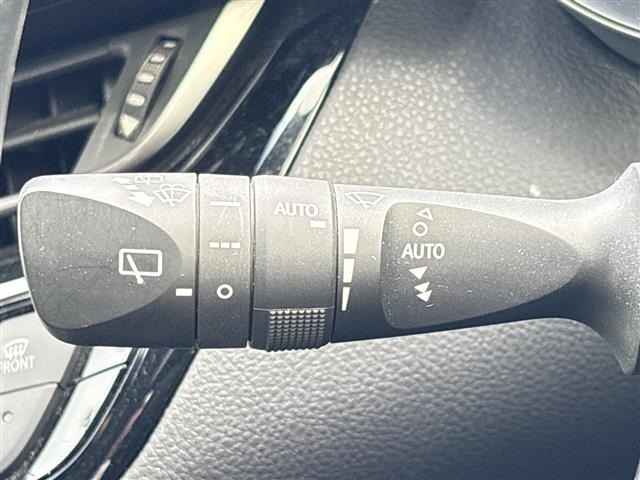 Toyota C-HR 2019 8593073-4