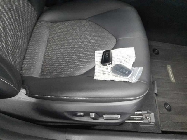 Toyota CAMRY 2021 8593851-10