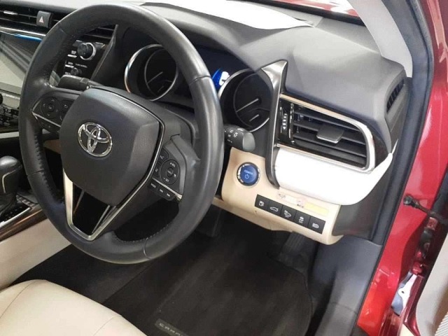 Toyota CAMRY 2017 8593852-9