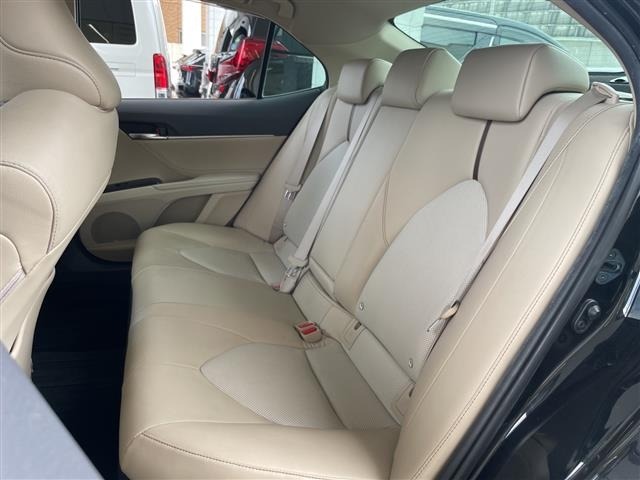 Toyota CAMRY 2017 8593937-10