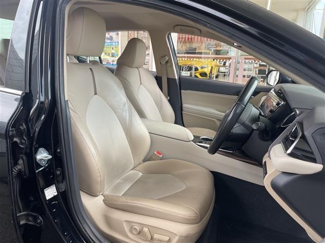 Toyota CAMRY 2017 8593937-11