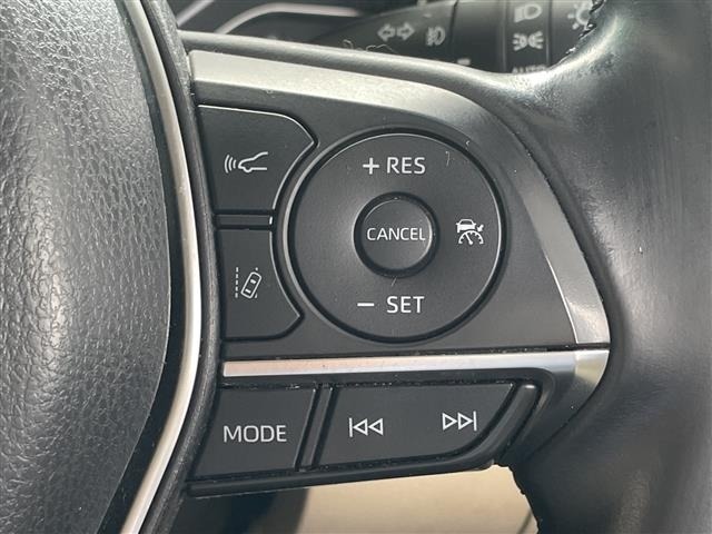 Toyota CAMRY 2017 8593937-17