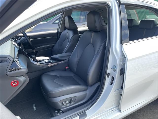 Toyota CAMRY 2018 8593939-10