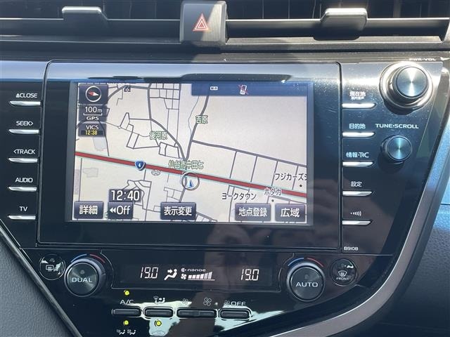 Toyota CAMRY 2018 8593939-16